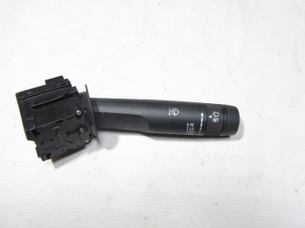 Переключатель подрулевой правый стеклоочистителя 22863068 20962249 95472871 Шевроле Авео Т300 Сед БУ