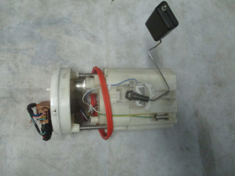 Бензонасос Шевроле Авео 1,6 литра 16V 96802748, 8L061 T255 с датчиком давления 16238409 USA, - БУ