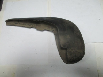 Брызговик передний правый 98AXF16L560BA, 98AXF16L560AA Форд Фокус 1, - БУ