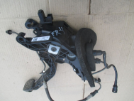 Педаль сцепления 1840360 AY117B633AE E3B2B Фиеста Форд с МКПП с 2012 по 2017г, - БУ