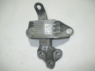 Подушка двигателя правая 13248549 E1 0682065 Шевроле Круз, Опель Астра J, - БУ