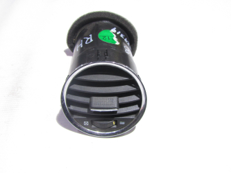 Сопло воздуховода правое Шевроле Круз 96829319, 95488445, 95999098, 95919077, - БУ