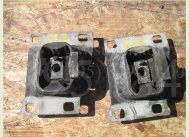 Подушка двигателя левая Форд Фокус 1, 1133019, 98AB7M121PA 98AB7M121NA YS4Z7M121NA на 2,0-2,3л - БУ