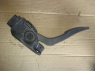 Педаль газа 8V219F836AB 1708164 1513309 Форд Фиеста с МКПП с 2012 по 2017г, - БУ