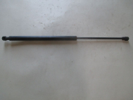 Амортизатор крышки багажника 96617850, 96940955 Шевроле Лачетти в кузове Универсал - БУ