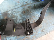 Педаль газа Опель Антара Шевроле Каптива с АКПП 20905699, 4817684 электронная, - БУ