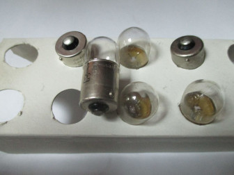 Лампа R5W - 1-но контактная габариты и фонаря сигнала торможения 12V-5W BA15s ORIGINAL LINE, - Osram