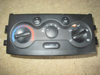 Блок управления печкой Шевроле Авео Т200 - 96618920 с кондиционером - LHD - S-36 - БУ