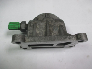 Крепление масляного фильтра BS4E6881BA BS4Z6881F 5137958 Форд Фокус 1 и 3 на 1,8-2,0 литра - БУ