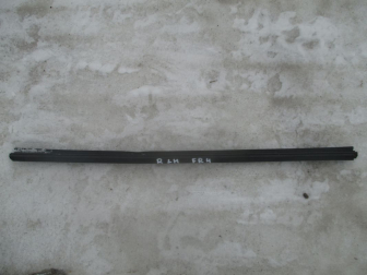 Уплотнитель стекла двери задней левой бархотный 8A61A25605AH 1893062 Форд Фиеста Mk6 с 12г, -  БУ