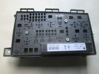 Блок предохранителей Опель Астра H 13206753, HA моторного отсека без крышки и предохранителей, - БУ