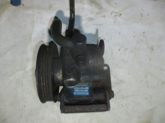 Насос ГУР P96316299 WF24 XD07 96527787 Дэу Матиз Шевроле Спарк 0,8 литра с кронштейном, - БУ