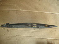 Кронштейн бампера переднего левый 1233699 98AB17A959BJ Форд Фокус 1 - БУ