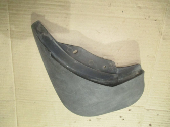 Брызговик задний левый 98AXF16D588BA Форд Фокус 1 седан, - БУ