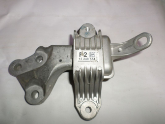 Подушка двигателя левая 13248554 F2 13248552 Шевроле Круз, Опель Астра J с АКПП - GM