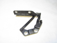 Петля капота левая LR001565 6H5216801AC Land Rover Freelander Рендж Ровер Эвок 11, - БУ