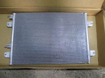 Радиатор кондиционера Рено Логан 8200741257 Сандеро Лада Ларгус Дастер с 2008г 921007794R, - Hella