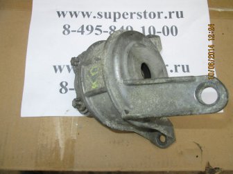 Кронштейн двигателя правый 13257619 0684534 Опель Астра H двигатель Z18XE, - БУ