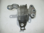 Подушка двигателя правая 13347455 13248475 P1 Шевроле Круз Орландо Опель Астра J - БУ