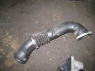 Воздуховод к воздушному фильтру 1349165 Zetec-S и Duratec Fusion 01-12, Fiesta до 2008, - БУ FU-18