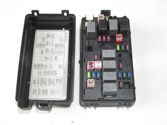 Блок предохранителей 96427971 AF AK62083 96857515 Chevrolet Spark M200 - средняя часть - CM-12, - БУ