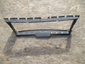 Диффузор радиатора воздухозаборник наружный LR002756, 6H528327AC Ровер Фрилендер 2 с 07 г- К-17 - БУ