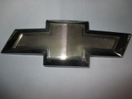 Эмблема решетки радиатора Шевроле Круз 95032016 95212290 96832939 - КРЕСТ - есть ДЕФЕКТ! - БУ