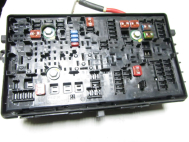 Блок предохранителей 96982033-06 2033 Шевроле Круз - плато средняя и нижняя часть - S-56, - БУ