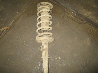 Амортизатор передний Опель Антара Шевроле Каптива правый 95948812, 95948816 - БУ с пружиной в сборе