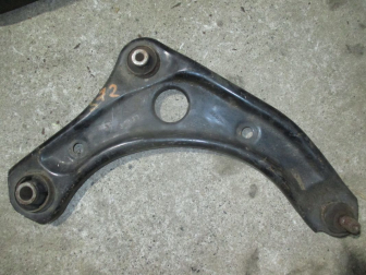 Рычаг передний правый 545001HK0C 35133 Ниссан Ноут Микра Тиида N17X Верса с 2011 года передний, - БУ