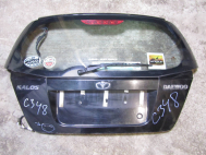 Крышка багажника Шевроле Авео Хэтчбек Т200 и 255 96540837 - в сборе - Черная С348 есть вмятинка - БУ