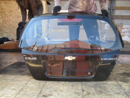 Крышка багажника Шевроле Авео Хэтчбек Т200 и 255, 96540837 - БУ в СБОРЕ Черная СК1