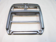 Накладка рамка под магнитолу 963450577 821181 под панель управления Peugeot 307 - царапины, - БУ