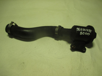 Маслозаливная горловина LR01118 9685025880 Ленд Ровер Фрилендер 2 Дизель 2,2 литра - БУ