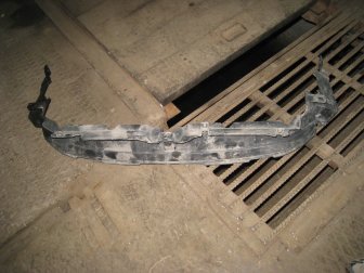 Панель под лобовым стеклом нижняя 1755658 Фиеста, Fiesta с 2012 по 2017г - Жабо , -  БУ - брак