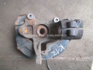 Кулак Ленд Ровер Фрилендер 2 поворотный - правый LR006858 с 2007 по 2010г в сборе со ступицей, - БУ