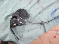 Замок двери Ленд Ровер Фрилендер 2 задней правой LR011302 LR072414 FQM000146 06-14 год - БУ