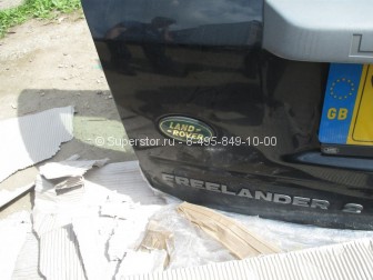 Эмблема крышки багажника Ленд Ровер Фрилендер 2  - "Land Rover" LR002220, 6H52404D52AB, - БУ