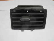 Сопло воздуховода центральное левое 95463836, 95194959 Шевроле Авео T300 , - БУ