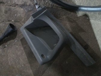 Накладка порога Форд Фокус 2 внутренняя задняя левая 1491845 рестайлинг, - БУ