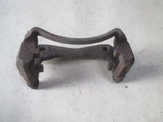 Суппорт - Скоба супорта переднего 96626067 96626068 19207732 Опель Антара Шевроле Каптива -R0-7 - БУ