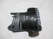 Кронштейн бампера переднего центральный правый 95021860 Шевроле Круз - БУ 