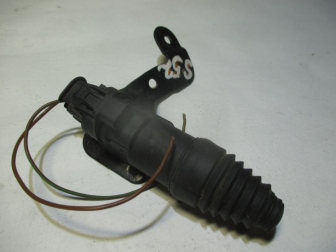 Выключатель капота концевой 90355463, 4323259, 1716900  Опель Астра H - БУ