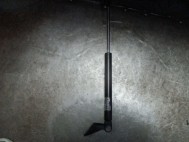 Амортизатор крышки багажника правый 90450EL00A, 90450EL000 Ниссан Тиида С11 Хэтчбек 07-14г , - БУ