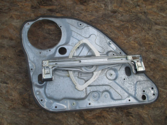 Стеклоподъемник Форд Фокус 2 двери задней правой 4M51A045H22B 7M51A24994BA механический - БУ