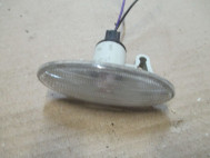 Повторитель поворотов 261608990A Ниссан Жук YF15 Х-Трейл в крыло - БУ