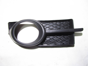 Накладка противотуманки левой Шевроле Авео Т250, 96648781 - без хрома - Черная, - Signeda