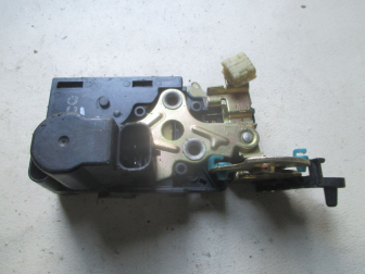 Замок двери задней левой 96260995 96260993 96229551 96260994 Шевроле Авео Т200 Лачетти Реззо, - БУ