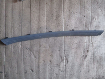 Накладка порога внутренняя передняя правая 98ABA13200AFW Форд Фокус 1 - БУ