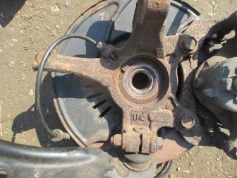 Кулак Ниссан Ноут E12X - левый передний Микра K13X Тиида N17X - 400141HK0A, - БУ Голый